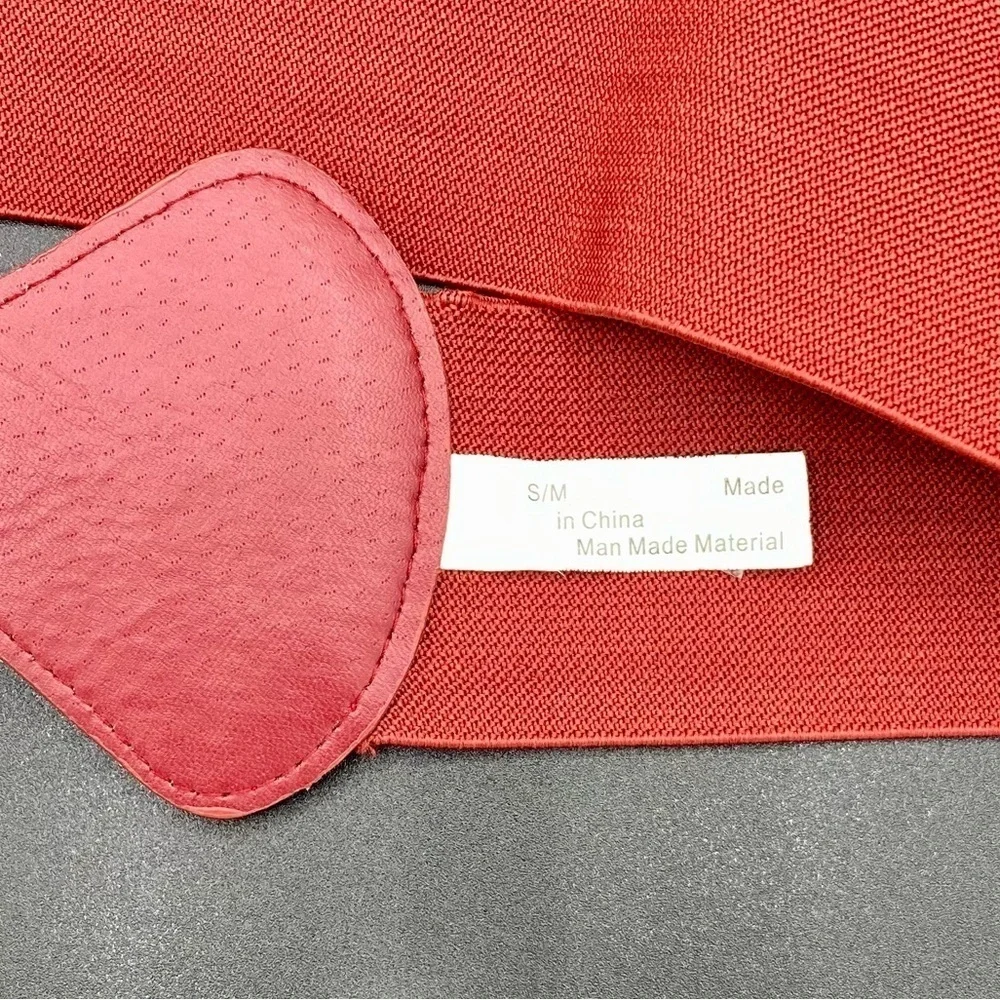 Cute red bowtie elastic‎ belt.